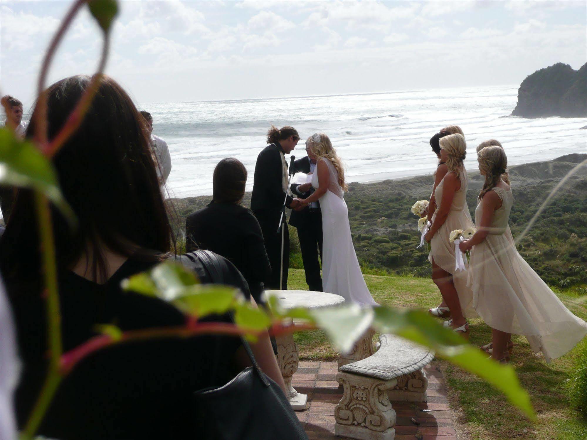 Bethells Beach Cottages Exteriör bild