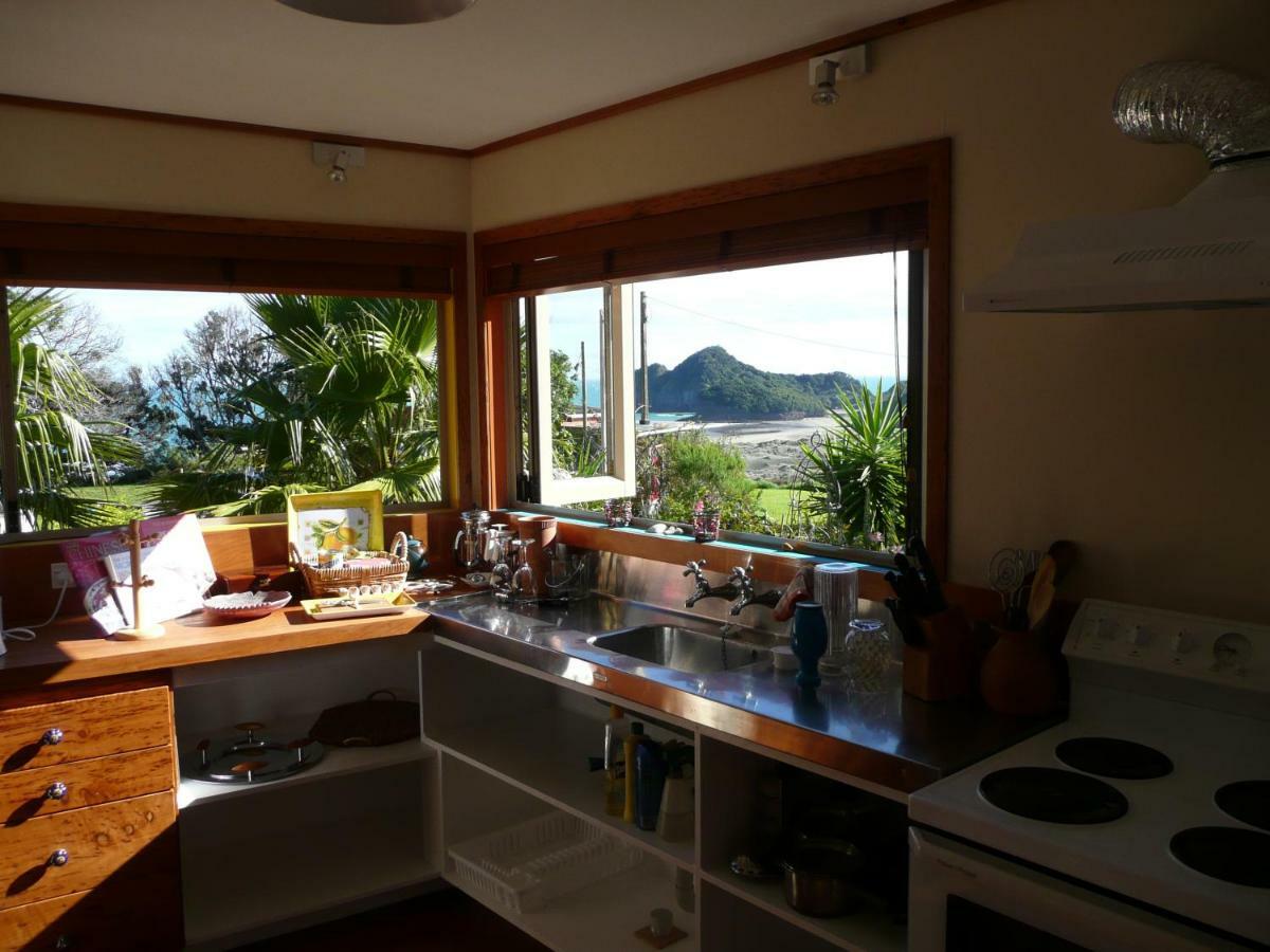Bethells Beach Cottages Exteriör bild